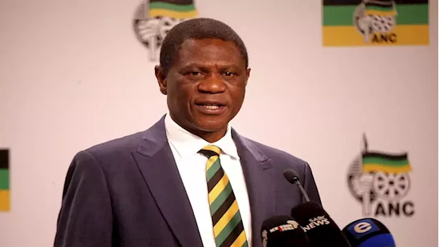 ANC Treasurer-General Paul Mashatile pays tribute to Mpho Moerane - SABC News - Breaking news, special reports, world, business, sport coverage of all South African current events. Africa's news leader.