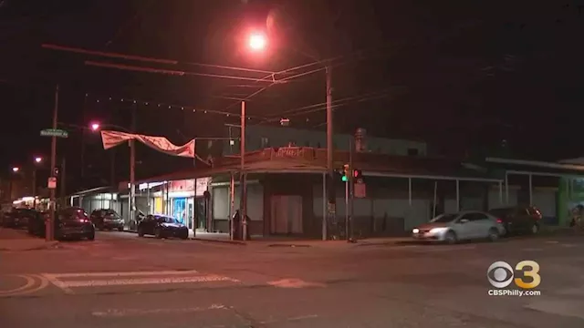 2 Men Shot During Robbery Inside Store In South Philadelphia's Italian Market: Police