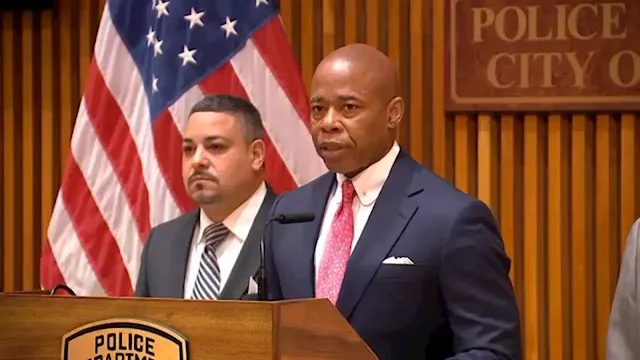 Mayor Adams meets with NYC business leaders in wake of subway shooting