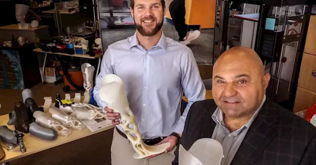 San Diego start-up company makes artificial limbs with a 3D printer