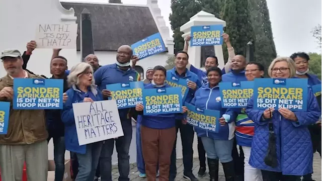 DA marches in Paarl in a bid to preserve Afrikaans Language Monument - SABC News - Breaking news, special reports, world, business, sport coverage of all South African current events. Africa's news leader.