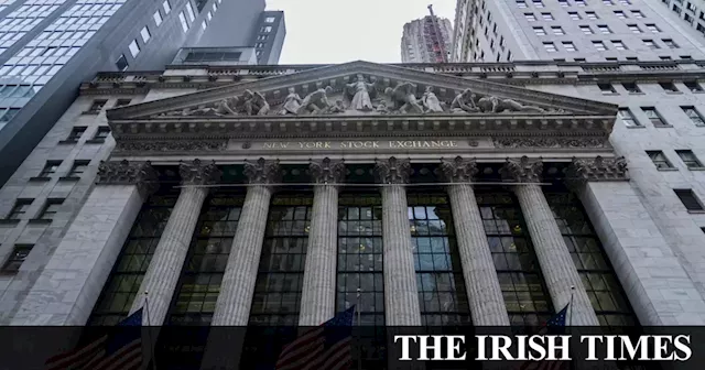 European shares drop on disappointing earnings and Fed fears