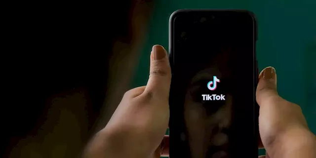 A company is paying people £1k to give up TikTok for 3 months