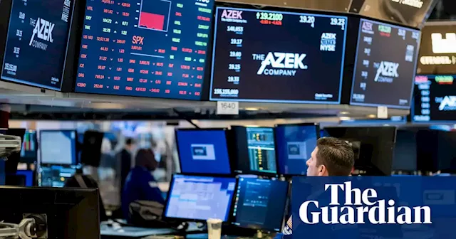 S&P 500 sinks into bear-market territory as recession fears pound US stocks