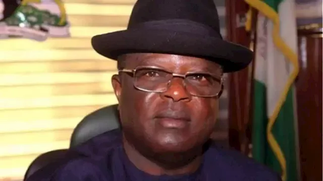 Umahi suspends Ebonyi finance commissioner, alleges incompetence