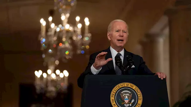 Biden Tells Oil Refinery Companies It's Unfair to Pass Gas Costs Onto Americans