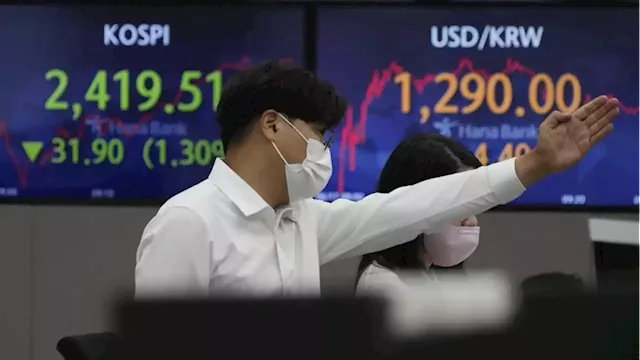 Asian stocks follow Wall Street lower on economy fears