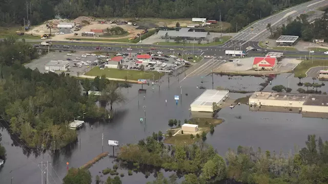 Housing market slows retreat from rising seas, bigger storms