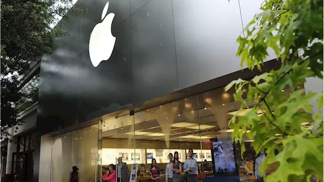 Apple workers at Maryland store become company's first employees to unionize