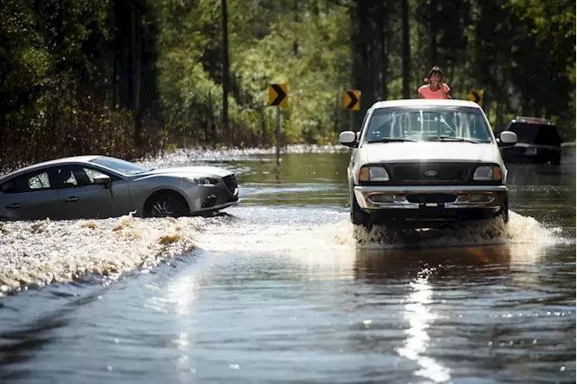 Housing market slows retreat from rising seas, bigger storms