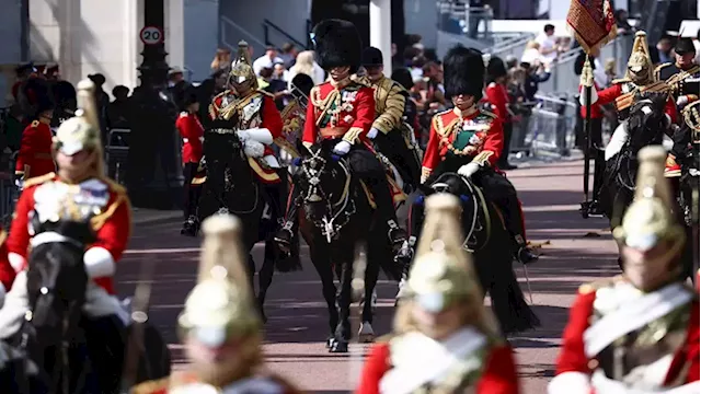 Queen Elizabeth gets Jubilee gift of a horse from France's Macron - SABC News - Breaking news, special reports, world, business, sport coverage of all South African current events. Africa's news leader.