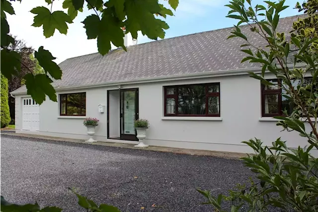 This surprisingly modern four-bed family home is on the market for €335,000 | IMAGE.ie