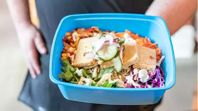 Reusable takeout container company set to expand again — this time into Guelph grocery stores | CBC News