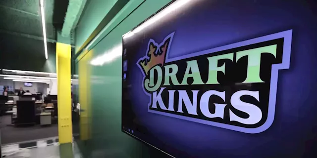 Sports betting stocks: How companies like DraftKings, Caesars performed in May 2022