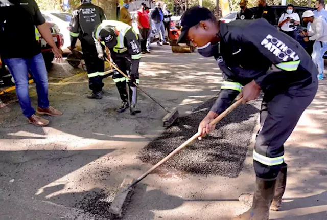 More private companies will be allowed to fix potholes in South Africa