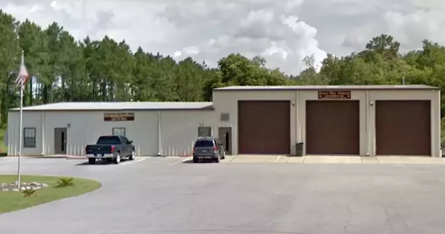 Florida fire chief accused of fatally shooting shop owner over alleged business dispute