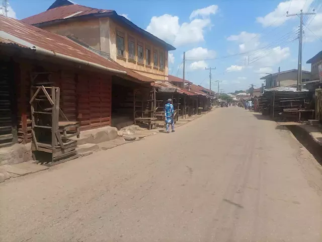 Market shut in Owo as traders mourn victims of church shooting