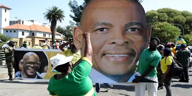 Free State residents to honour Magashule - SABC News - Breaking news, special reports, world, business, sport coverage of all South African current events. Africa's news leader.