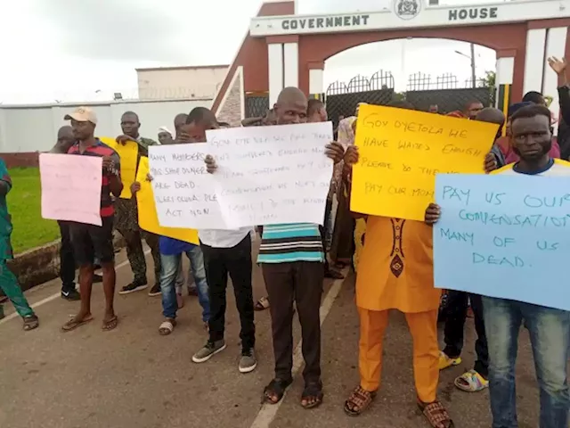 Unpaid entitlements: Osogbo business owners, landlords take protest to Govt House