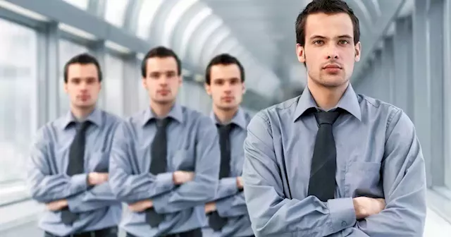 Men are 15% more likely than women to be promoted in Irish companies, says LinkedIn