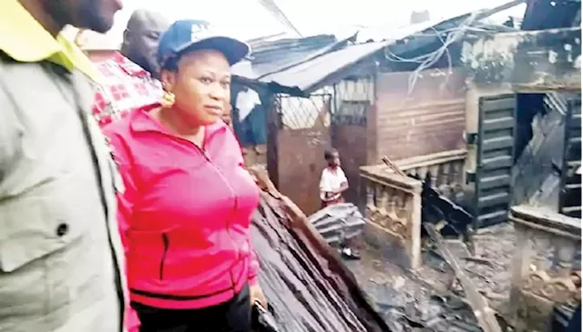 Fire consumes Ebonyi market, council boss consoles traders