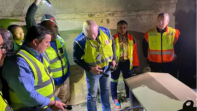 DA embarks on night patrol in Johannesburg to tackle public infrastructure theft - SABC News - Breaking news, special reports, world, business, sport coverage of all South African current events. Africa's news leader.