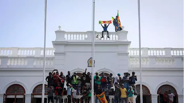 Protesters to hand back president, prime minister's residences in Sri Lanka - SABC News - Breaking news, special reports, world, business, sport coverage of all South African current events. Africa's news leader.