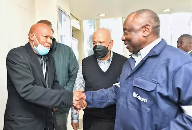 Ramaphosa says his visit to Tutuka power station was to assess the overall operational capacity - SABC News - Breaking news, special reports, world, business, sport coverage of all South African current events. Africa's news leader.