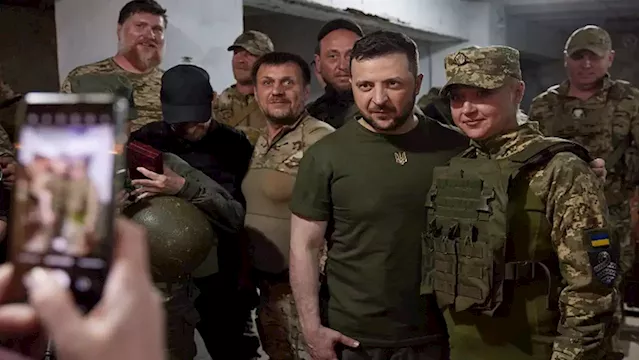 Ukraine president praises troops in visit to southern front line - SABC News - Breaking news, special reports, world, business, sport coverage of all South African current events. Africa's news leader.