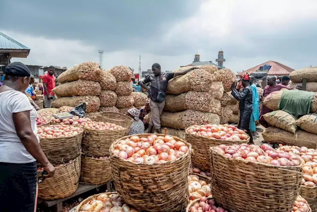 Business Maverick: Nigeria Hikes Key Rate to Three-Year High With More to Come