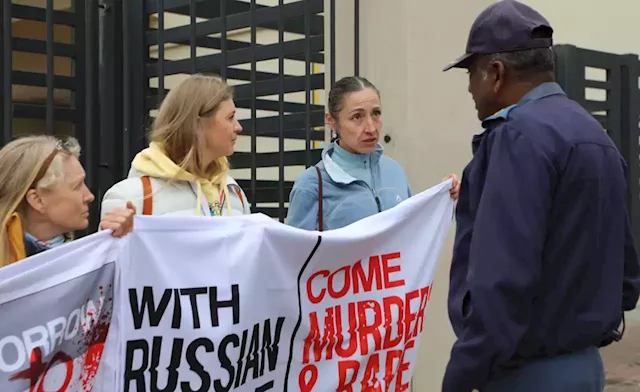 TRADE OFF: Ukrainians cite ‘war crimes’ in protest at Sandton Russian-SA investment talks