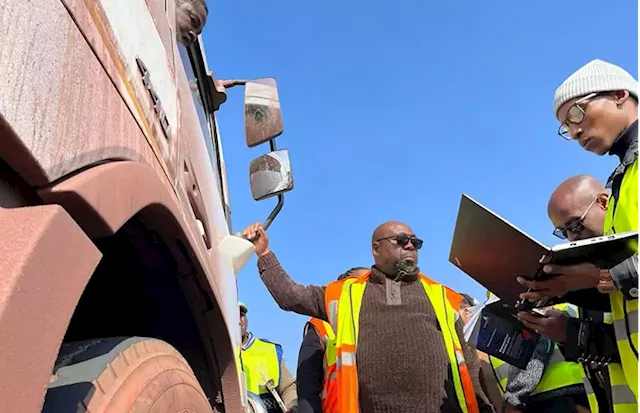 Truck drivers arrested during inspection led by Minister Nxesi in North West - SABC News - Breaking news, special reports, world, business, sport coverage of all South African current events. Africa's news leader.