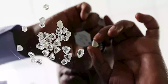 Business Maverick: Botswana President Sees Progress on Diamond Pact With De Beers