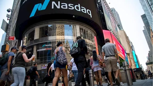 U.S. stocks set for best month since 2020; Dollar falls - BNN Bloomberg