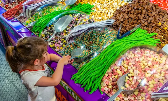 This Company Wants to Pay You $100,000 a Year to Eat Candy — Here's How to Apply