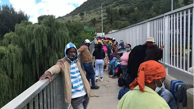 The idea of better border controls is a pipe dream: Political Analyst - SABC News - Breaking news, special reports, world, business, sport coverage of all South African current events. Africa's news leader.