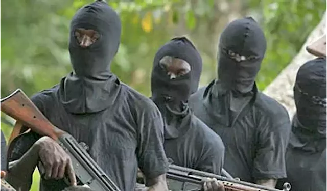 Gunmen attack Kwara construction company, kill police, abduct expatriate