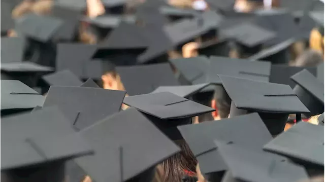 Young U.S. College Graduates Face Tougher Job Market