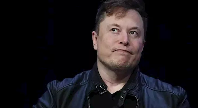 Business Maverick: Elon Musk sells $6.9bn of Tesla to avoid Twitter fire sale