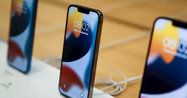 Apple Expects to Sustain iPhone Sales in 2022 as Market Slows