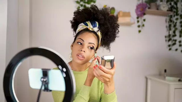 Snapchat's Beauty Videos Have No Business Being This Weird — and Fun