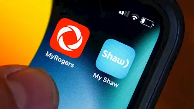 Rogers, Shaw finalize deal to sell Freedom Mobile in hopes of securing merger | CBC News