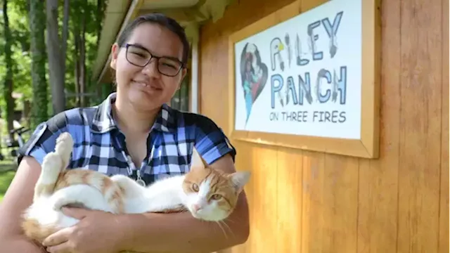 With dreams of becoming a vet, teen from Chippewas of the Thames in Ontario is closer to $25K business prize | CBC News