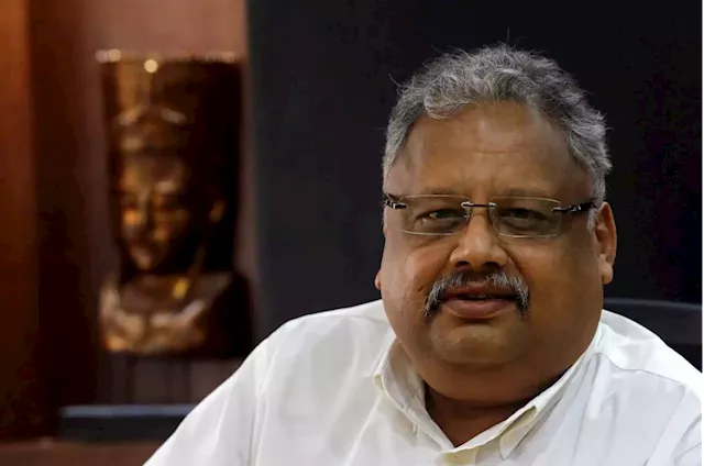 'India's Warren Buffet' - the colourful stock market billionaire Rakesh Jhunjhunwala - dies days after airline launch