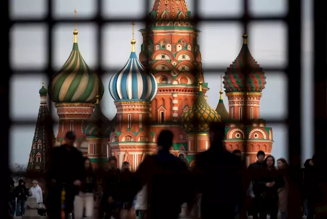 Business Maverick: Russia unplugs foes, rewards friends in latest market reboot