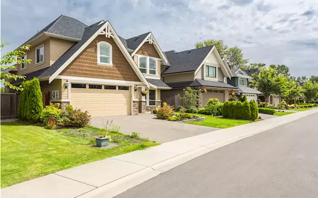 Canadian Home Prices Fall 5% in July, Down 23% Total From Market Peak