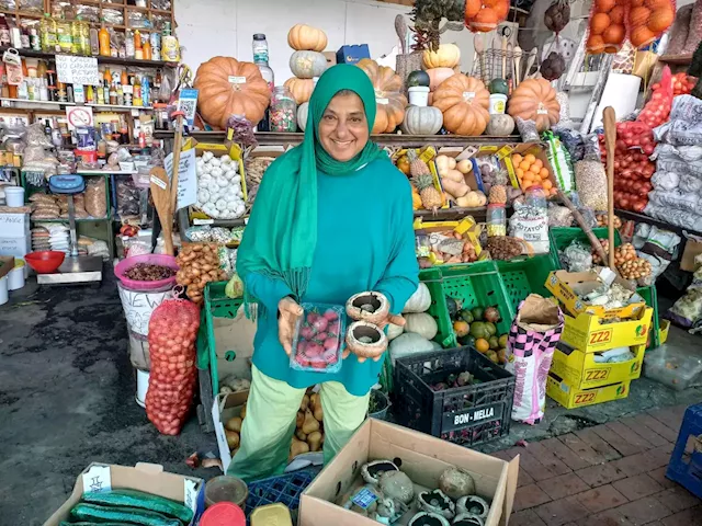 GROUNDUP JOBS AT STAKE: Traders at historic Salt River Market will be excluded from new City development