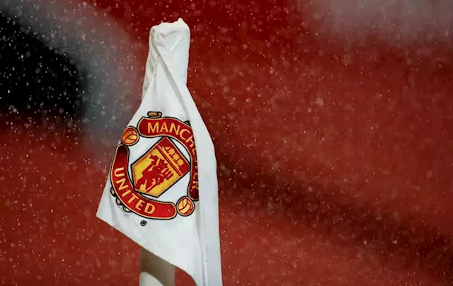 Soccer-Man Utd supporters call for 'real investment' from any new owner