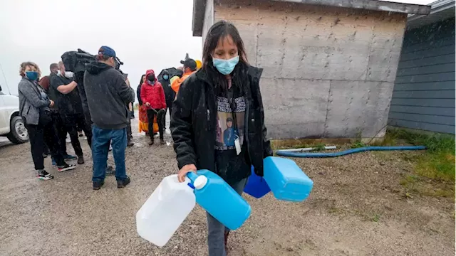 Ottawa company sells water to highlight ongoing advisories on First Nations