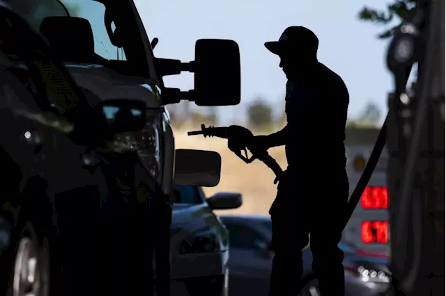 Business Maverick: US Gasoline Prices Have Fallen Every Day Since Mid-June